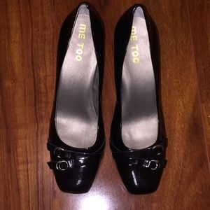 Me too Black patent leather heels with buckles 11M